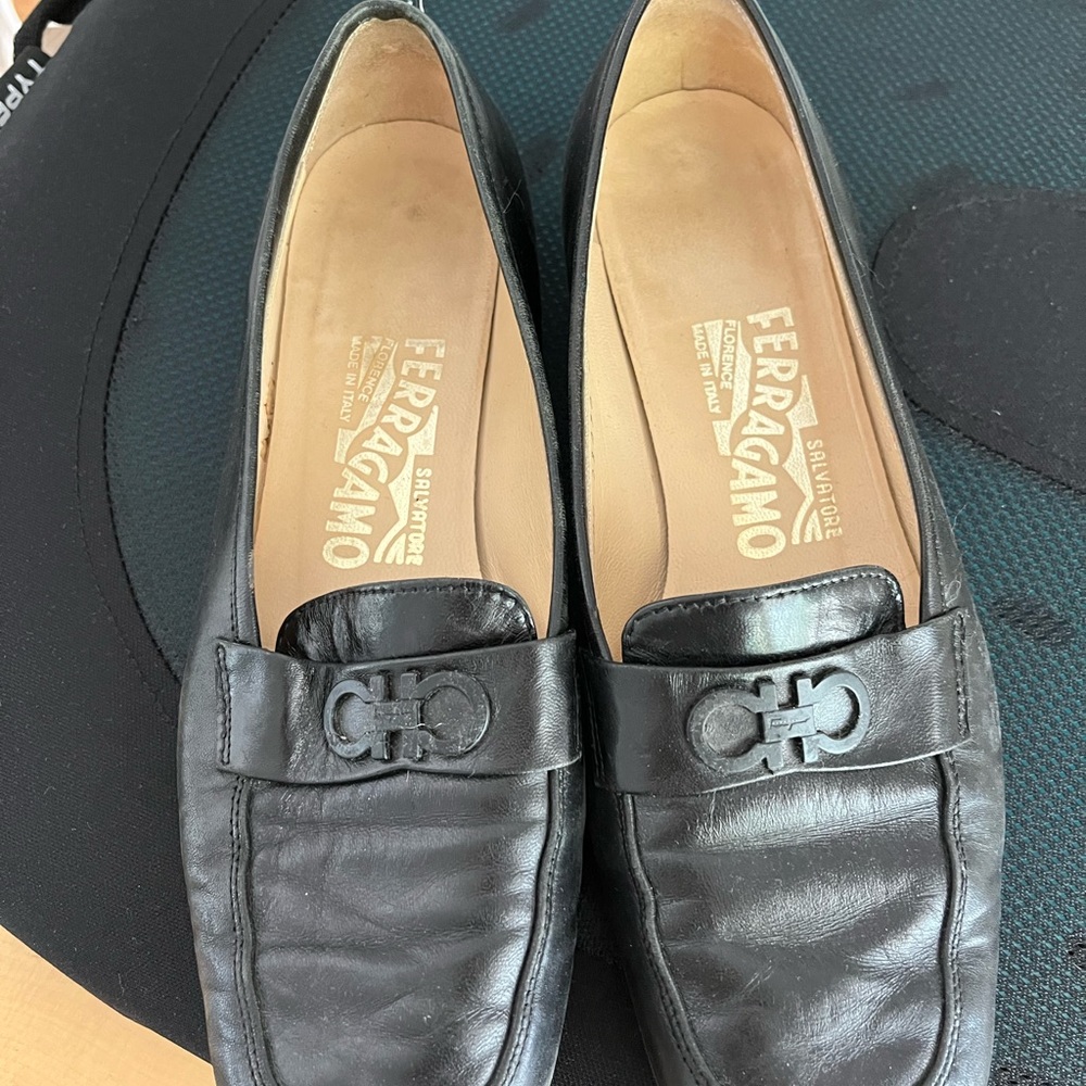 Salvatore Ferragamo black all leather loafers size 6 1/2